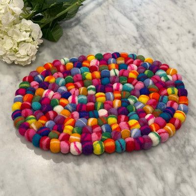 Felt Casserole Trivet, Rainbow Tie Dye