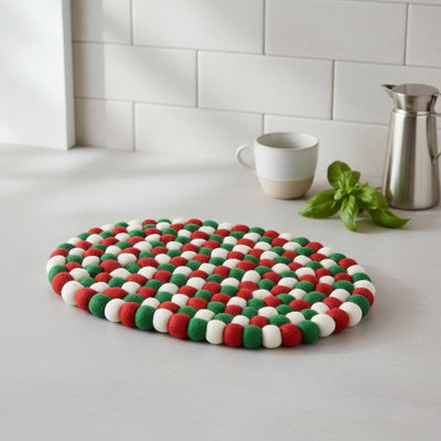 Global Crafts Felt Casserole Trivet, Classic Christmas – Handmade Eco-Friendly Felt Décor, Fair Trade, Sustainably Made by Artisans