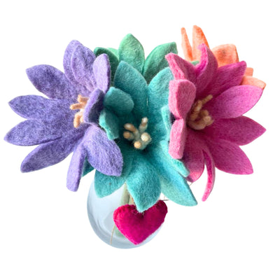 Spring Maya Felt Flower Bouquet – Handmade Wool Flowers in Soft Pastel Tones