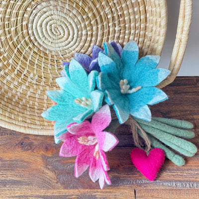 Light-Kissed Petals Felt Flower Bouquet – Handmade Wool Flowers in Soft Spring Hues