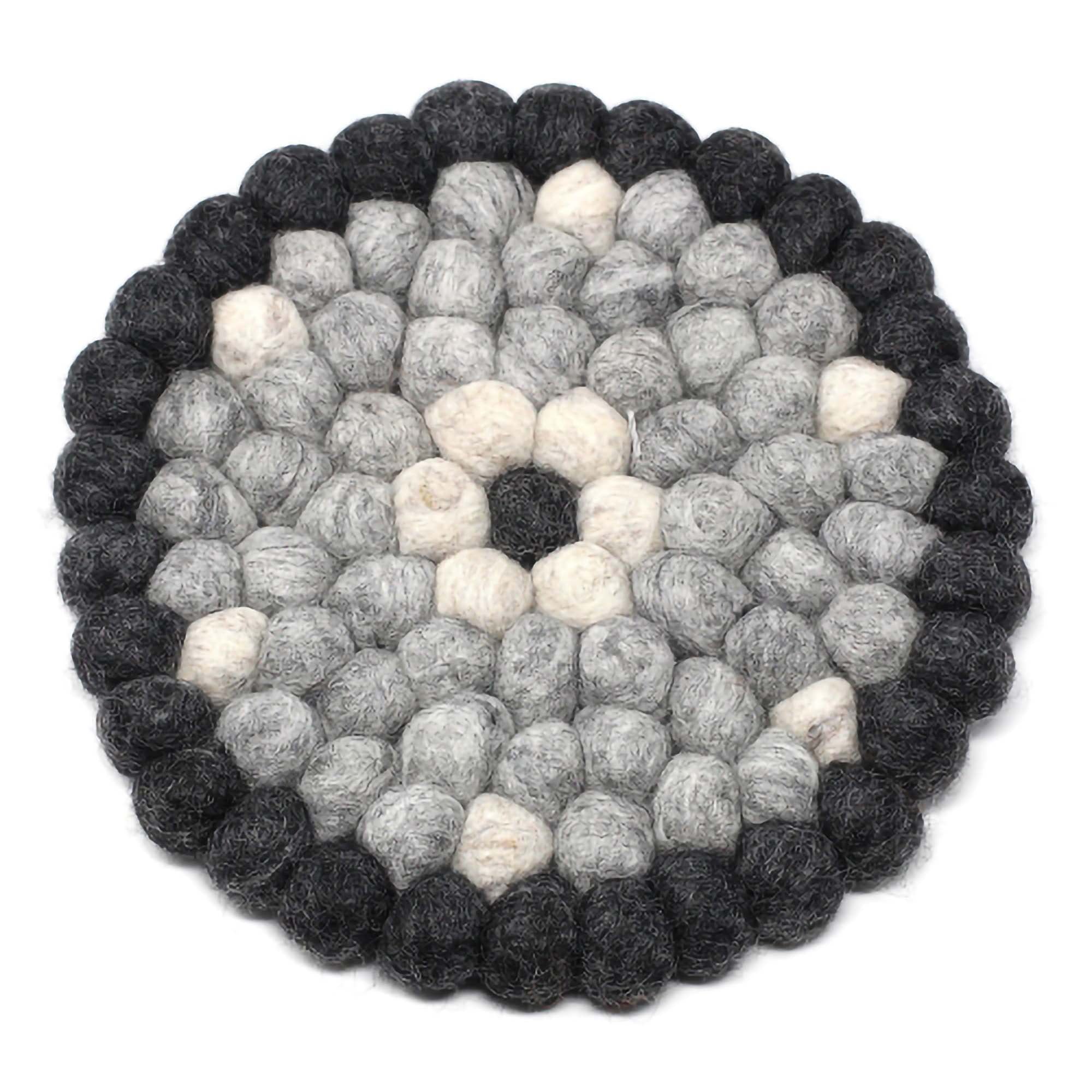 Felt Ball Trivets: Round Flower Design, Black/Grey