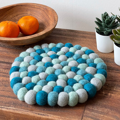 Felt Ball Trivet: Round, Ocean Sky