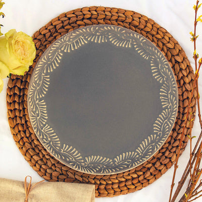 Encantada Handmade Pottery Serving Platter, Gris