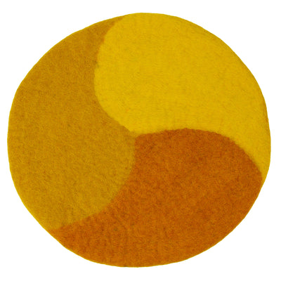 Handmade Felt Paisley 13.75inch Charger: Honeybee